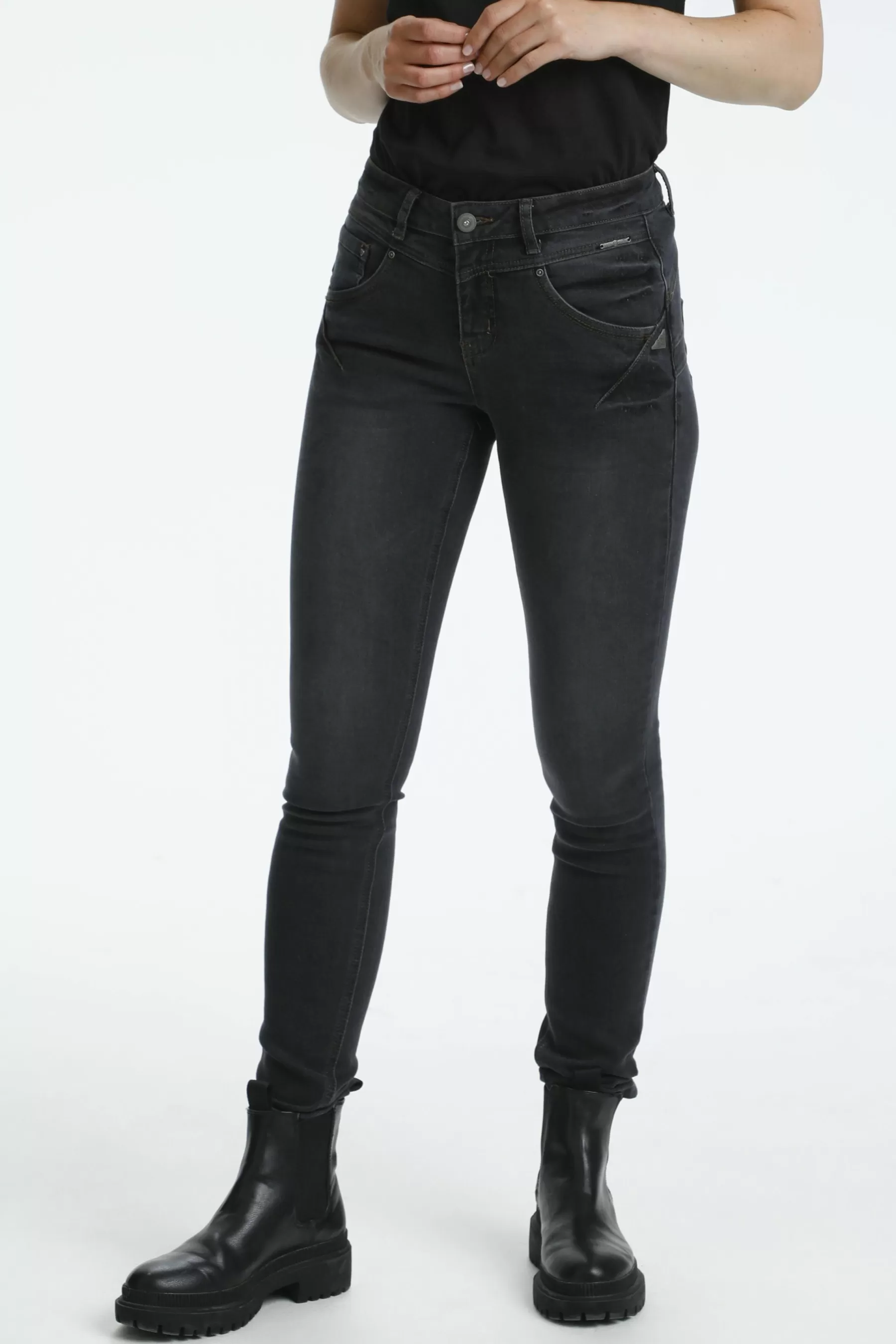 Shop Amalie Jeans Jeans