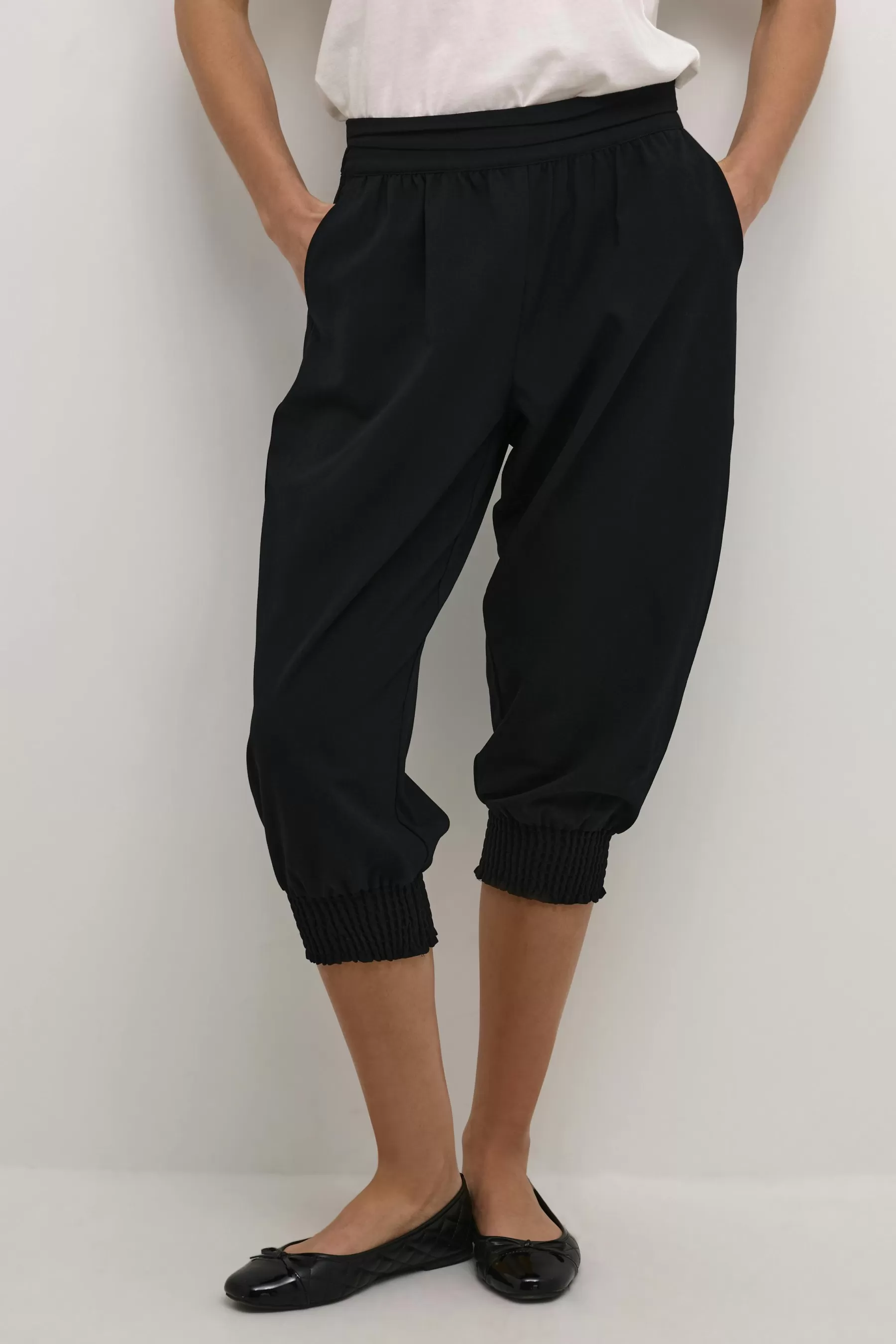 New CRCharlott Capri pants Trousers