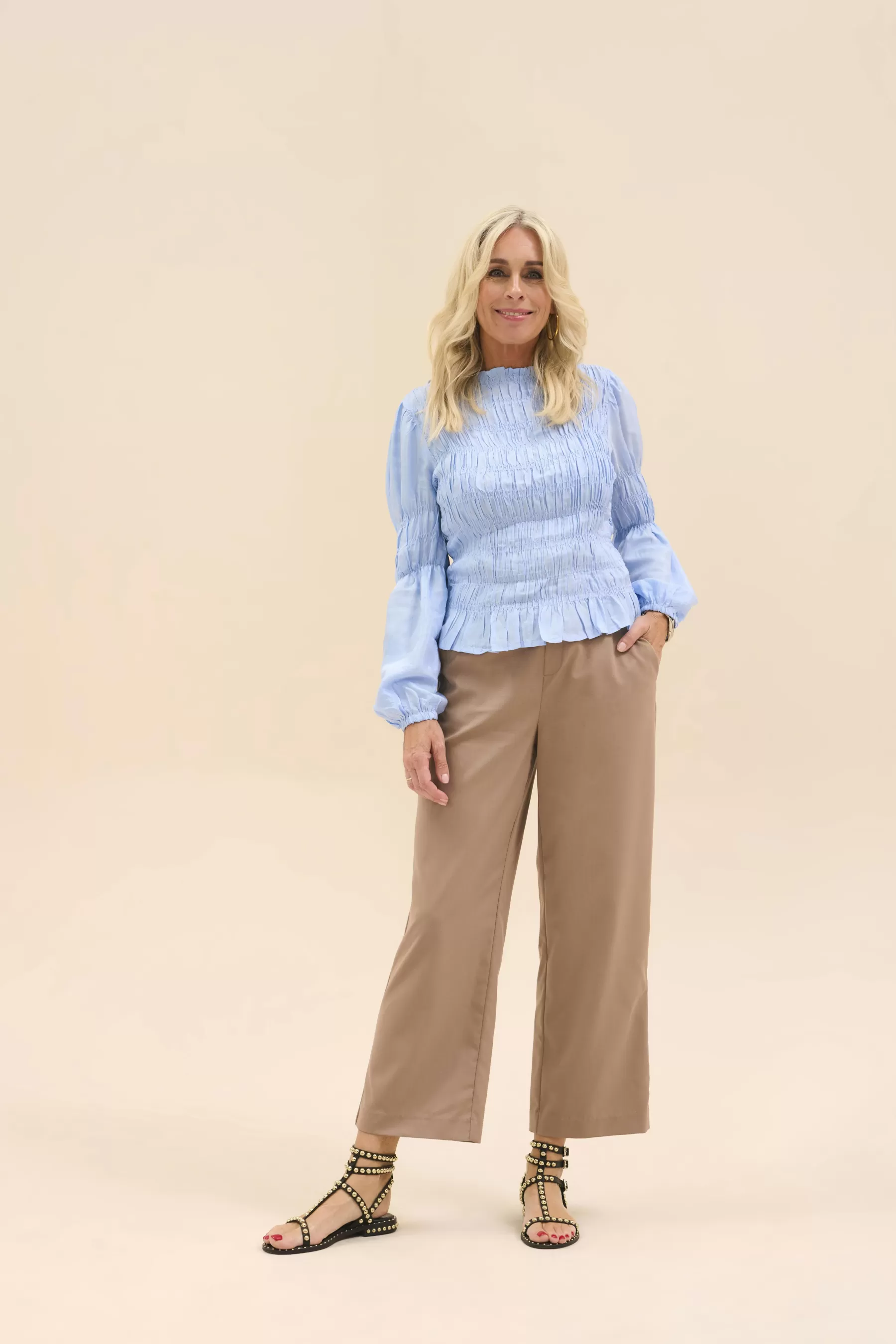 Outlet CRKaja Trousers Trousers