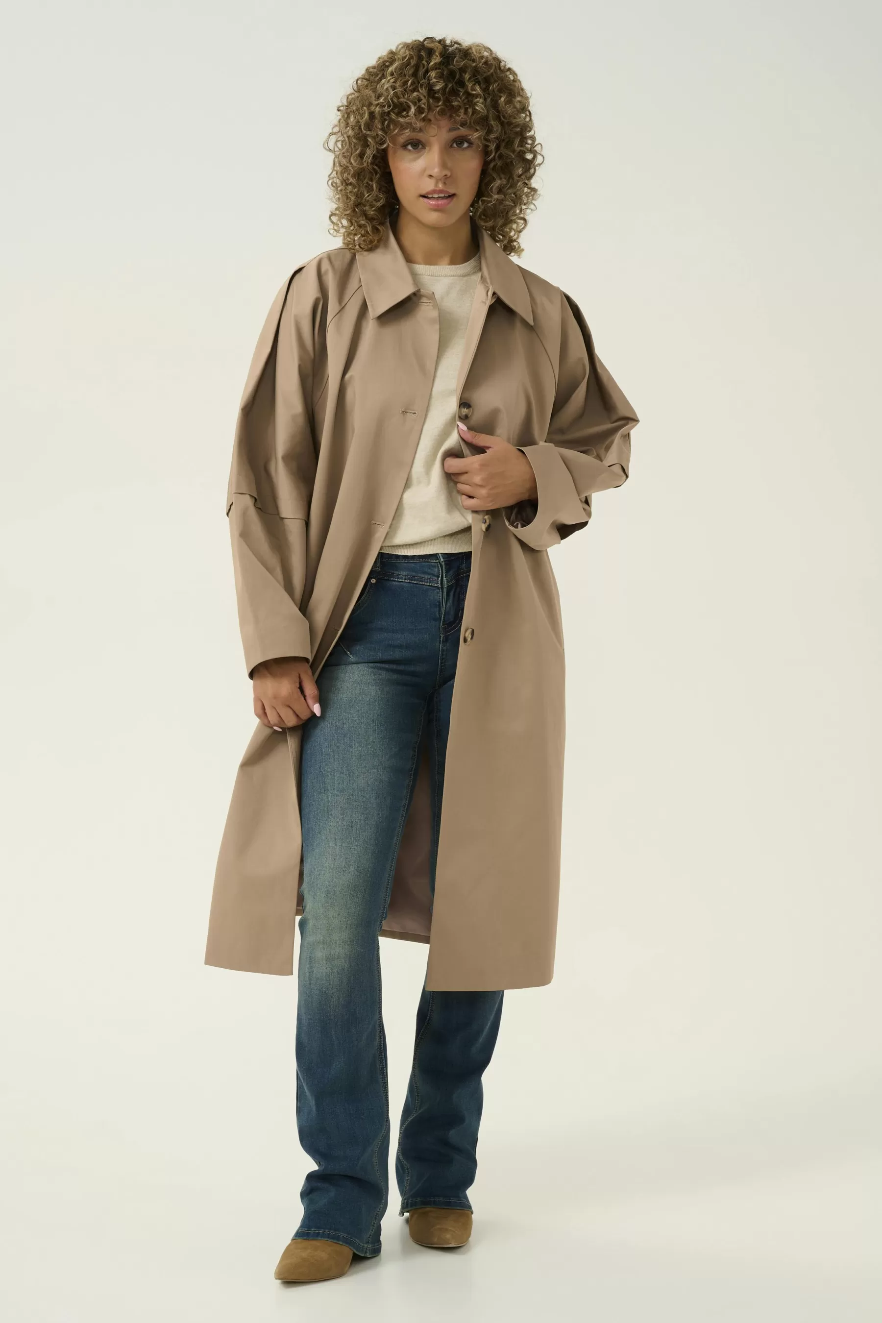 New CRThura Trenchcoat Coats & Jackets